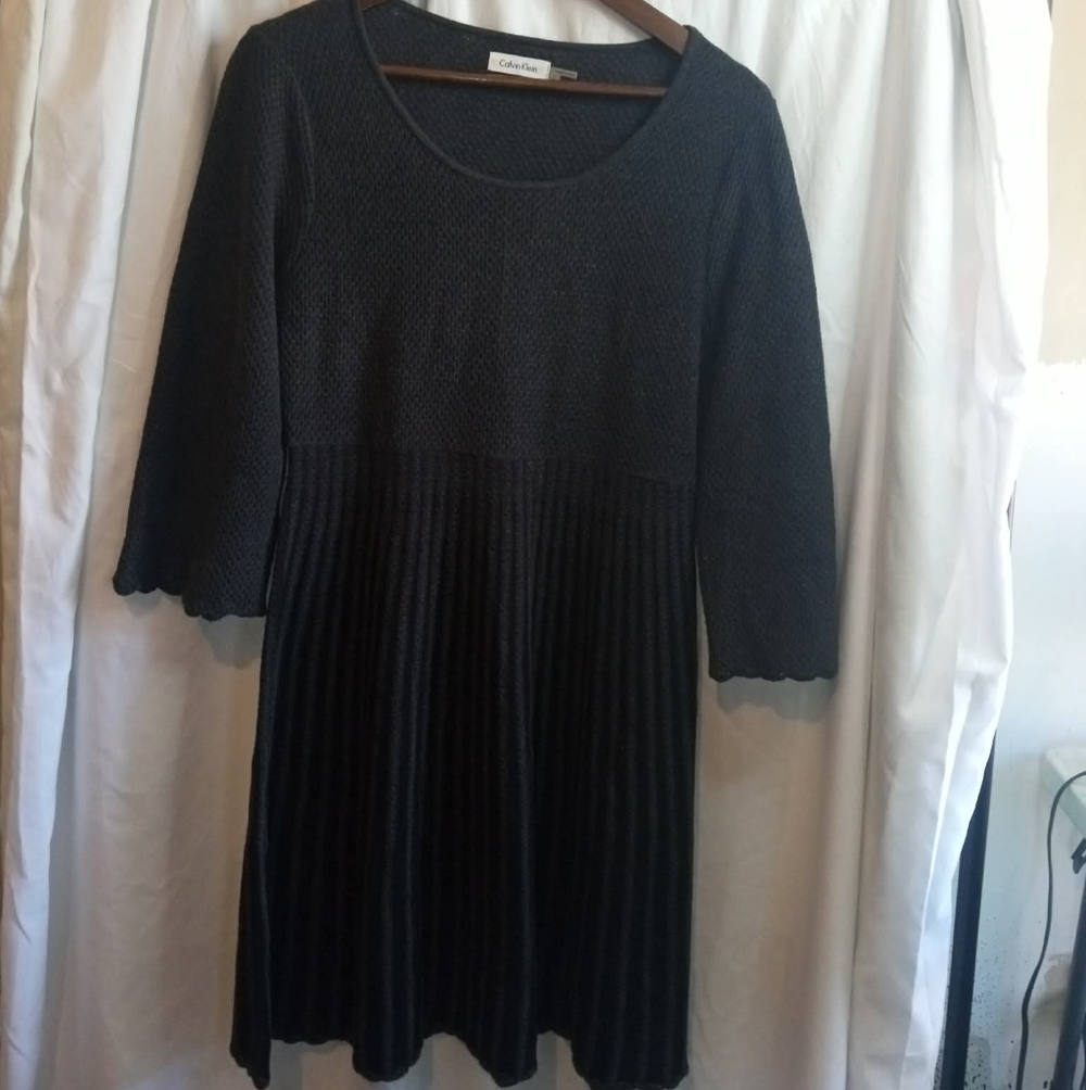 Calvin Klein Black Textured Knit Pleated Midi Dress Large Retro Vintage Academia - Picture 2 of 6